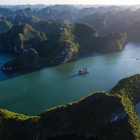 V'Spirit Cruise Hotell Ha Long Exteriör bild