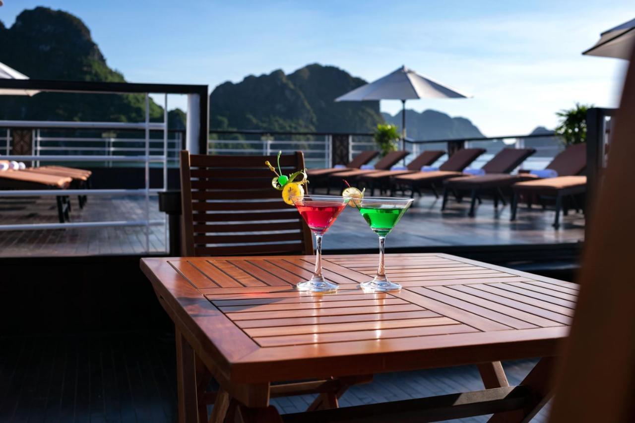 V'Spirit Cruise Hotell Ha Long Exteriör bild